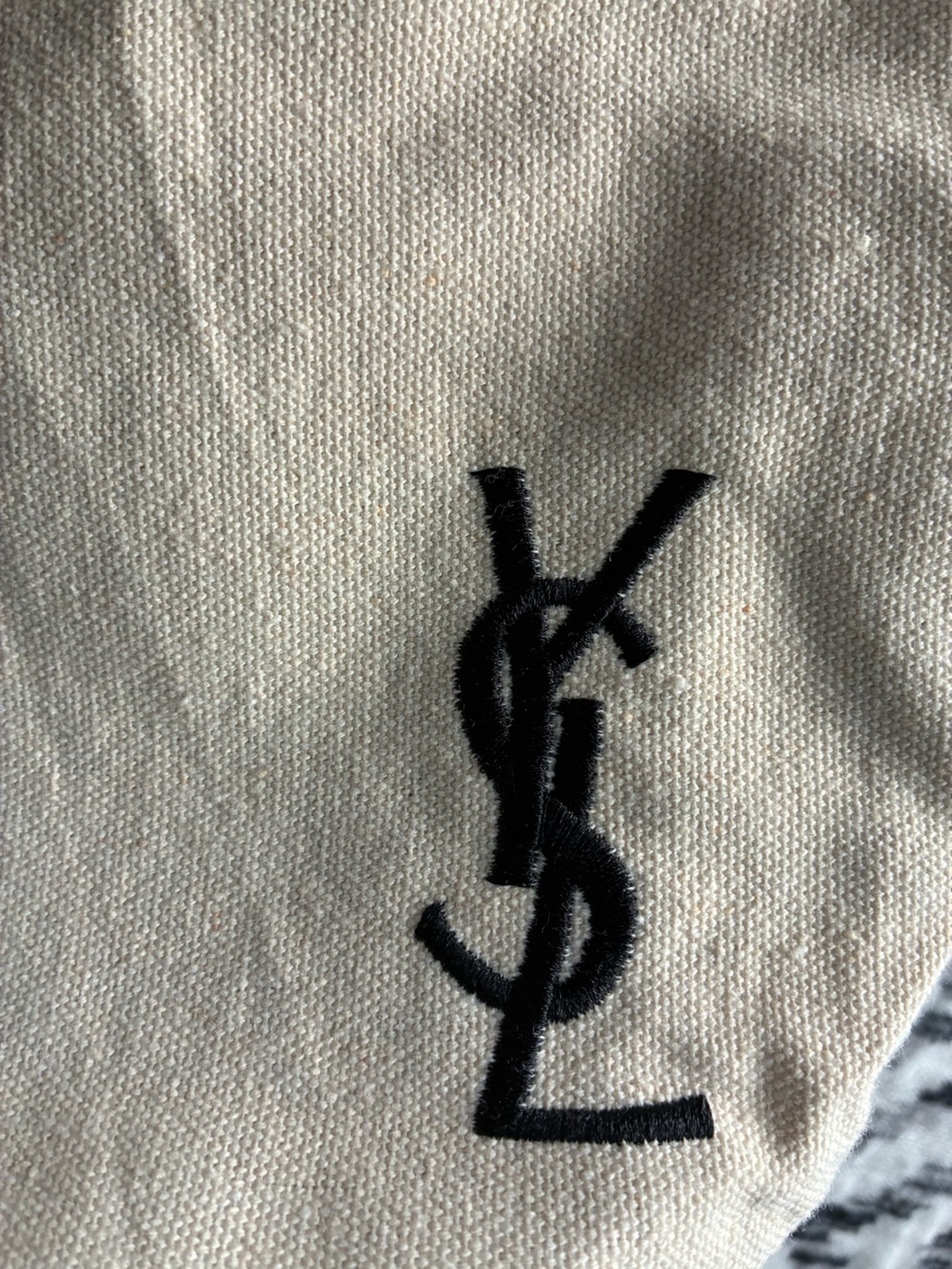 Yves Saint Laurent Cream Canvas Tote with Black YSL Logo - GWP - Picture 4 of 8